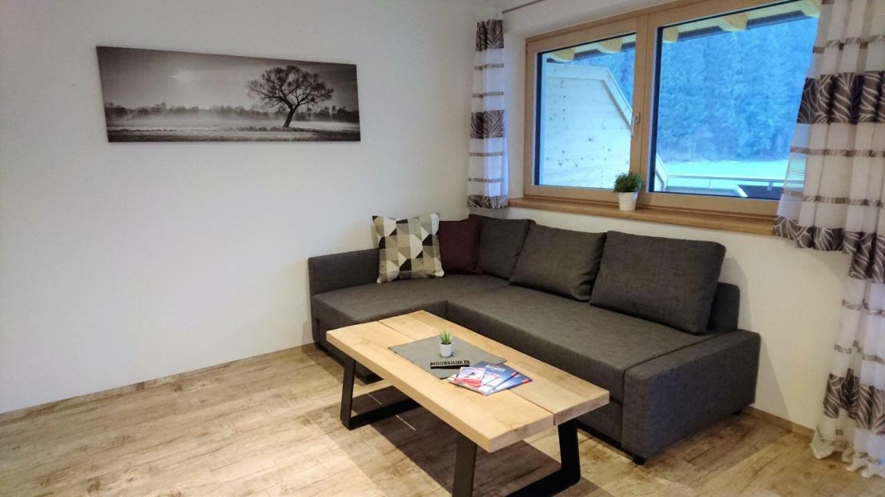 Apart Troppmair Aschau Im Zillertal Exterior photo